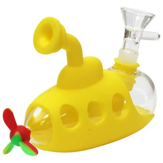 BONG IN VETRO E SILICONE YELLOW SUBMARINE 13cm