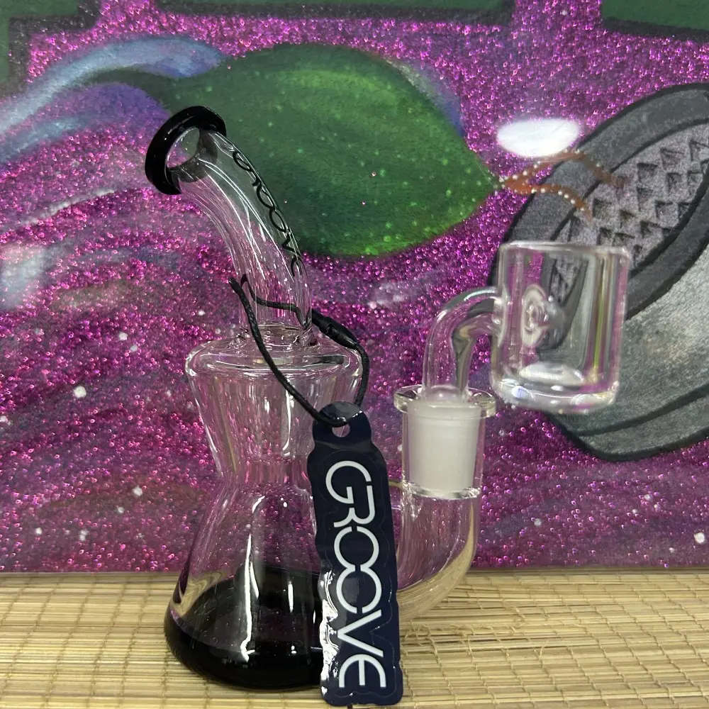 BONG MICRO HOURGLASS RIG CLEAR AND BLACK GROOVE