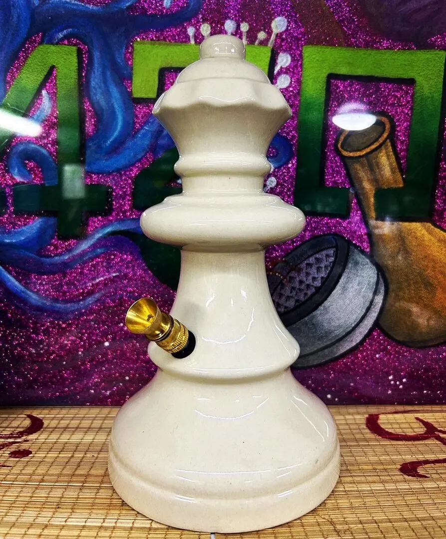 BONG QUEEN IN CERAMICA 25 cm