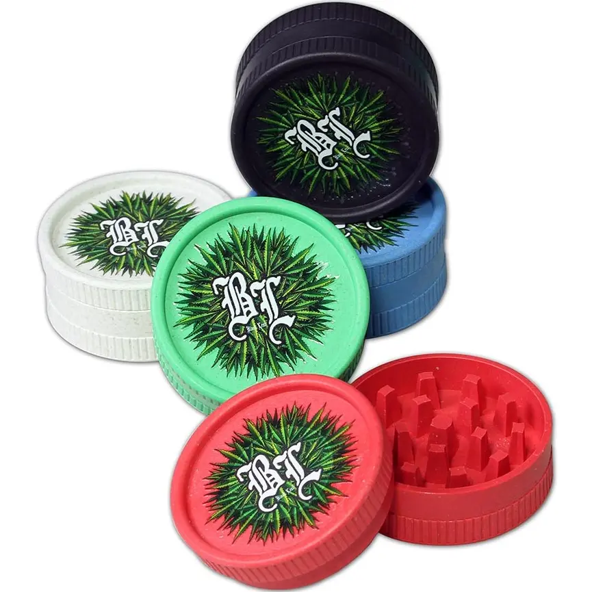 GRINDER 2 PARTI CON FIBRE DI CANAPA BLACK LEAF  Ø 63mm H 29mm 