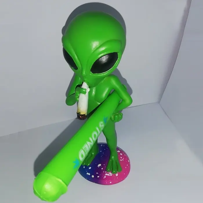 STATUETTA ALIEN CON JOINT 16,5cm + PORTA JOINT 